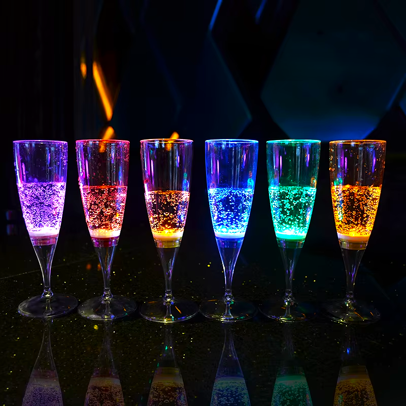 GlowGlasses - 6PCS LED Champagne Flute Party Set